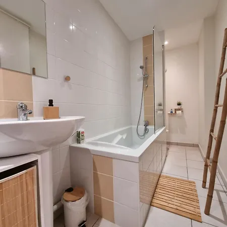 Triplex Boheme Pres Du Chateau A Sedan, Ideal 2 Couples, Only Adults Lägenhet